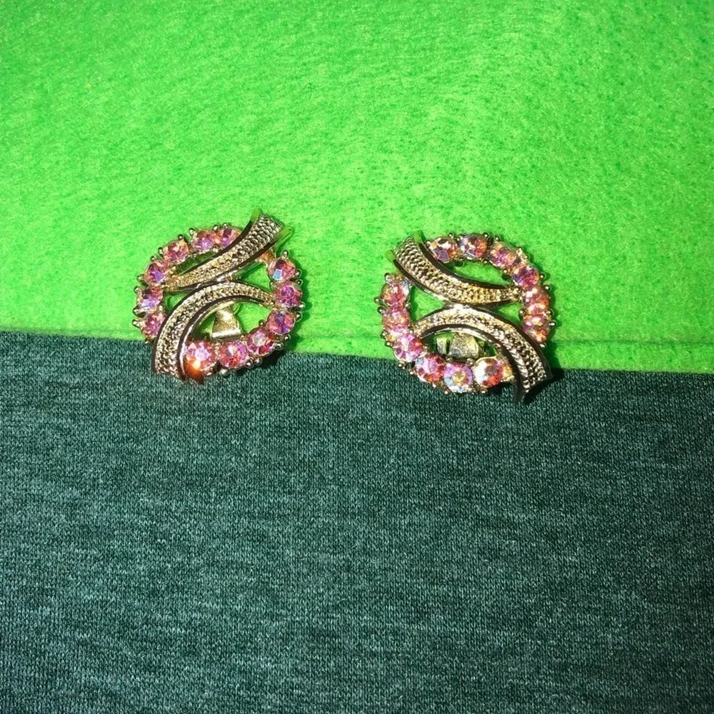 Vintage Pink Aurora Crystal Circle Ribbon Earrings Gold Tone